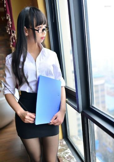 女生色用什么词形容_HD免费在线播放